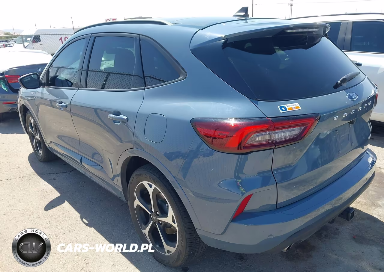 2023 Ford Escape St-Line Select VIN:1FMCU9NA4PUB36590 - 3