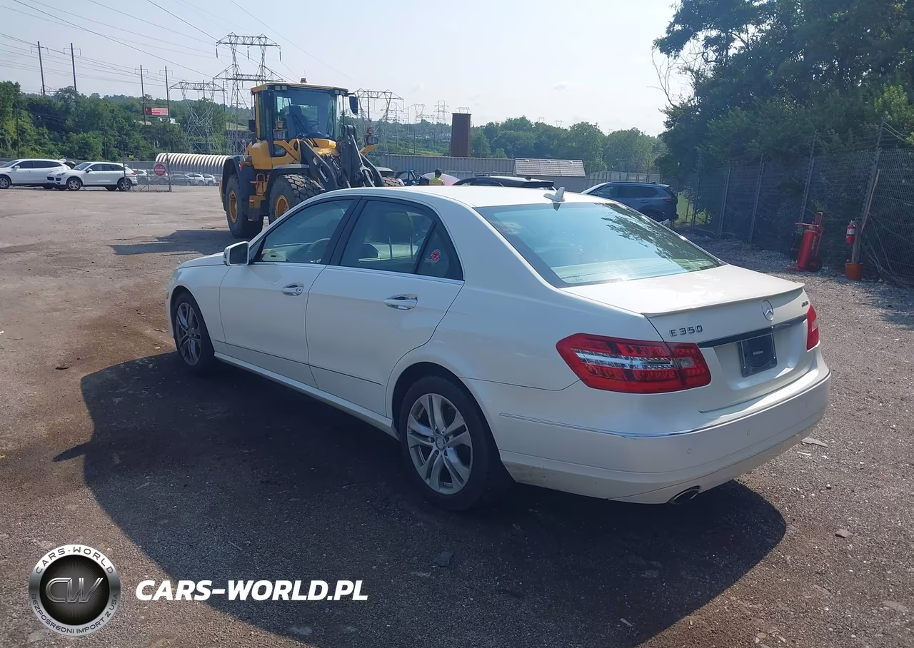2011 Mercedes-Benz E 350 4Matic VIN:WDDHF8HBXBA433964 - 3