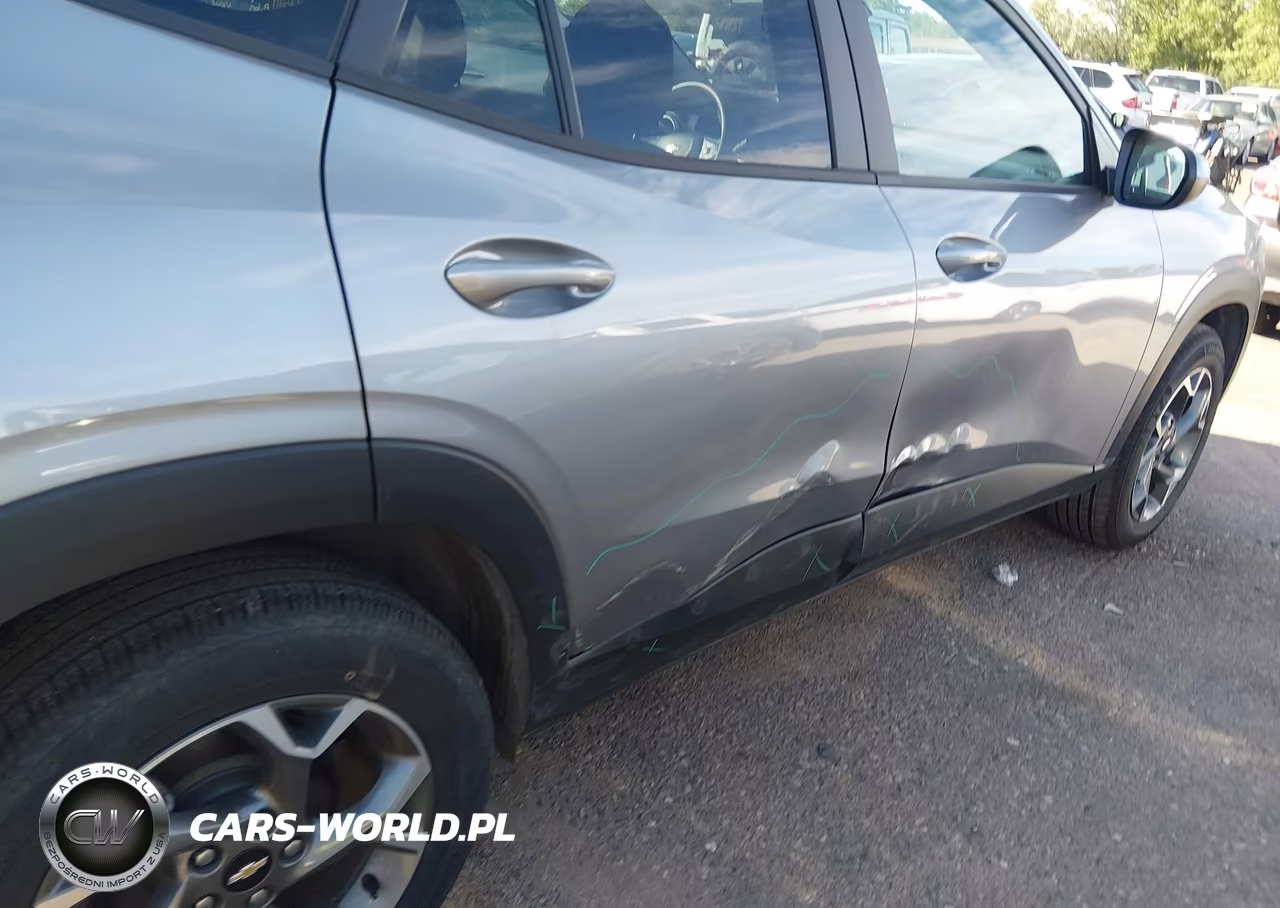 2025 Chevrolet Trax Fwd Lt VIN:KL77LHEP9SC235764 - 18