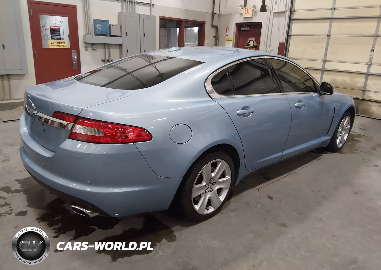 2009 Jaguar Xf Luxury VIN:SAJWA05B49HR01759 - 4