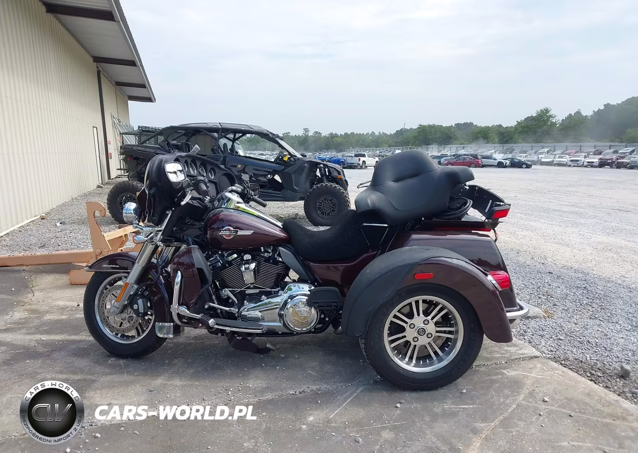 2022 Harley-Davidson Flhtcutg VIN:1HD1MAF16NB858226 - 12