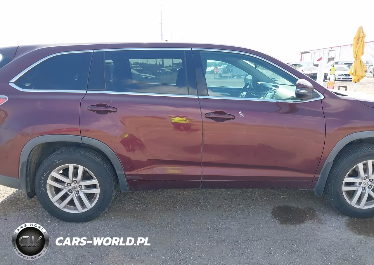2015 Toyota Highlander Le VIN:5TDZARFH0FS015478 - 13