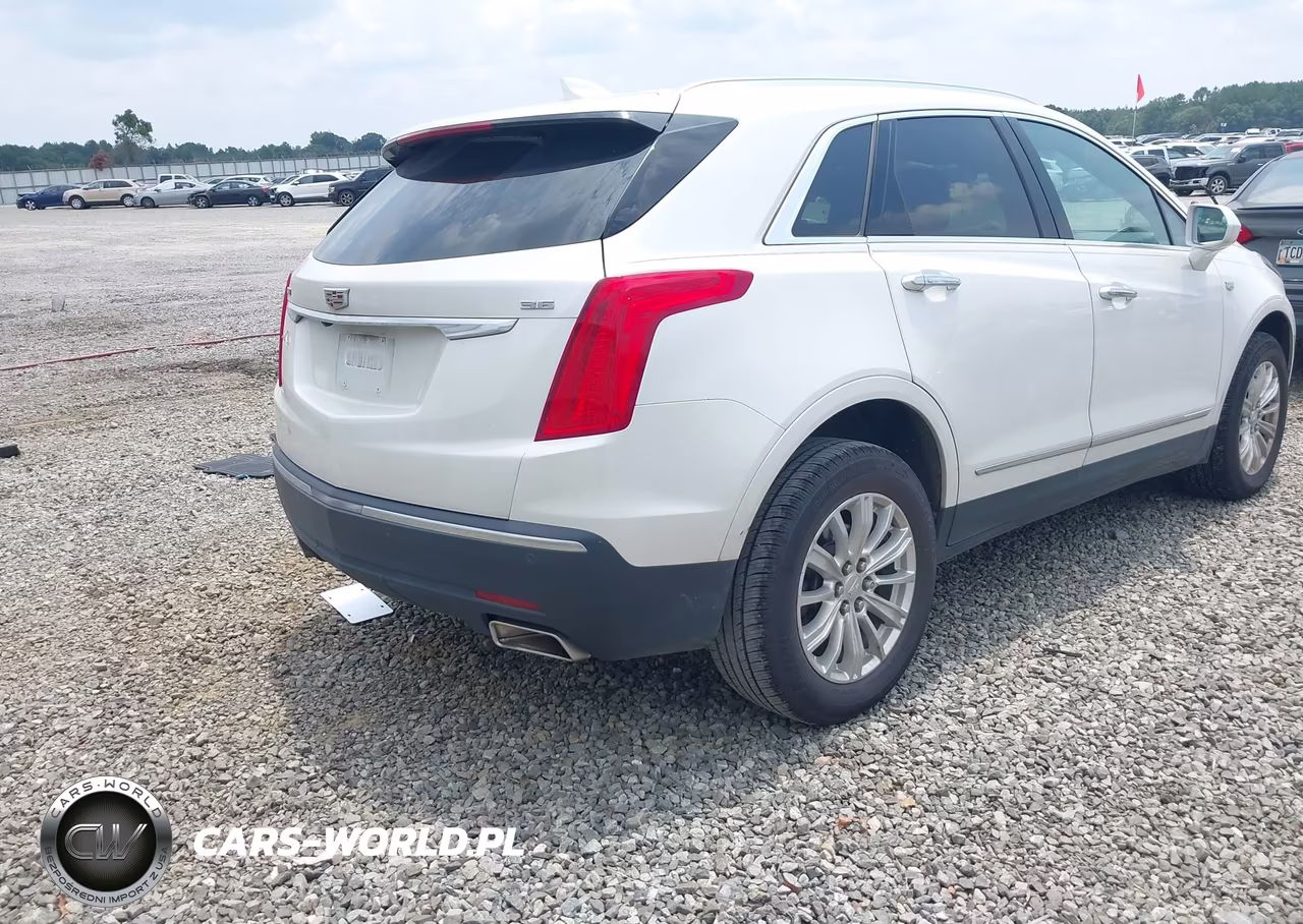 2017 Cadillac Xt5 Luxury VIN:1GYKNBRS0HZ171665 - 4