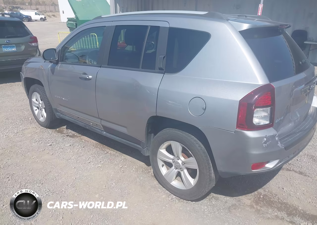 2016 Jeep Compass Latitude VIN:1C4NJDEB6GD780948 - 3