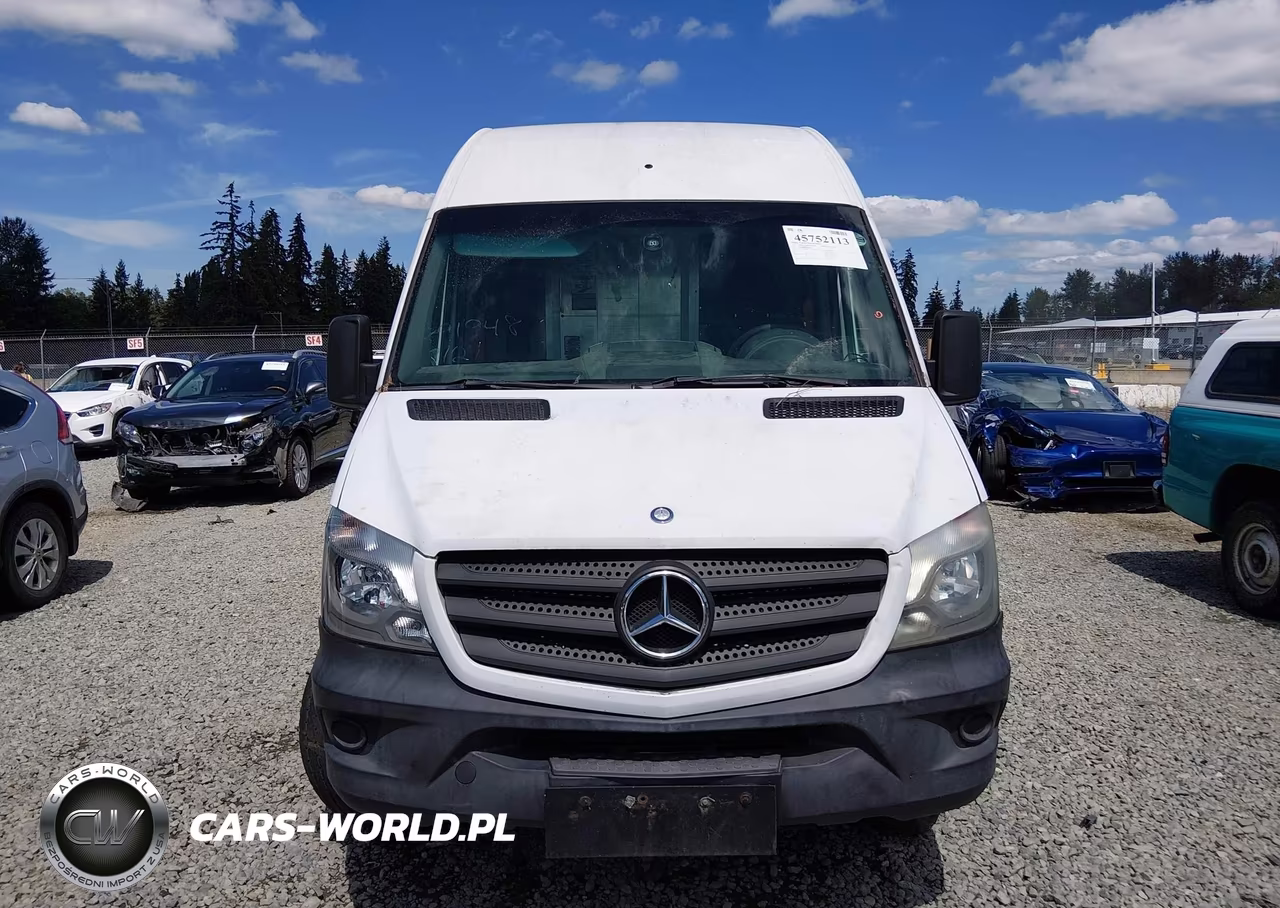 2014 Mercedes-Benz Sprinter 2500 High Roof VIN:WD3PE8DE9E5899174 - 11