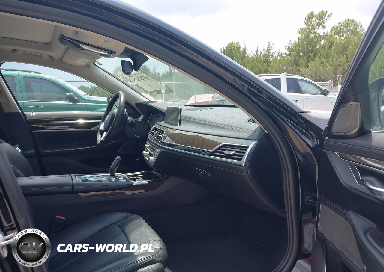 2019 BMW 740I VIN:WBA7E2C52KB216746 - 5