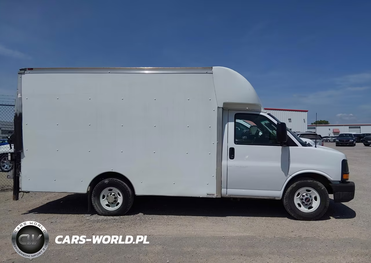2017 GMC Savana Cutaway Work Van VIN:1GD37RCF8H1163252 - 13