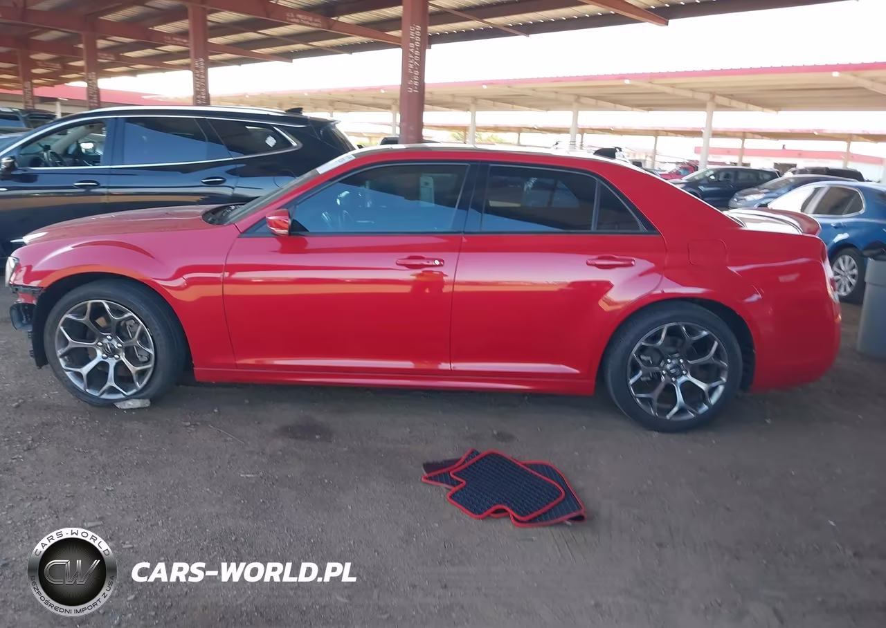 2015 Chrysler 300 300S VIN:2C3CCABT3FH792462 - 14