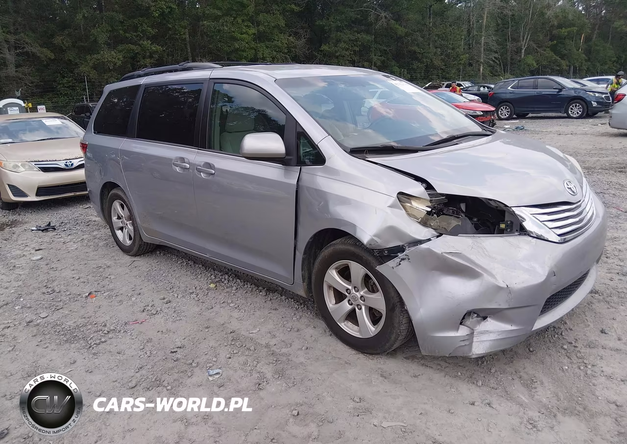 2015 Toyota Sienna Le 8 Passenger – zdjęcie 1 z 20