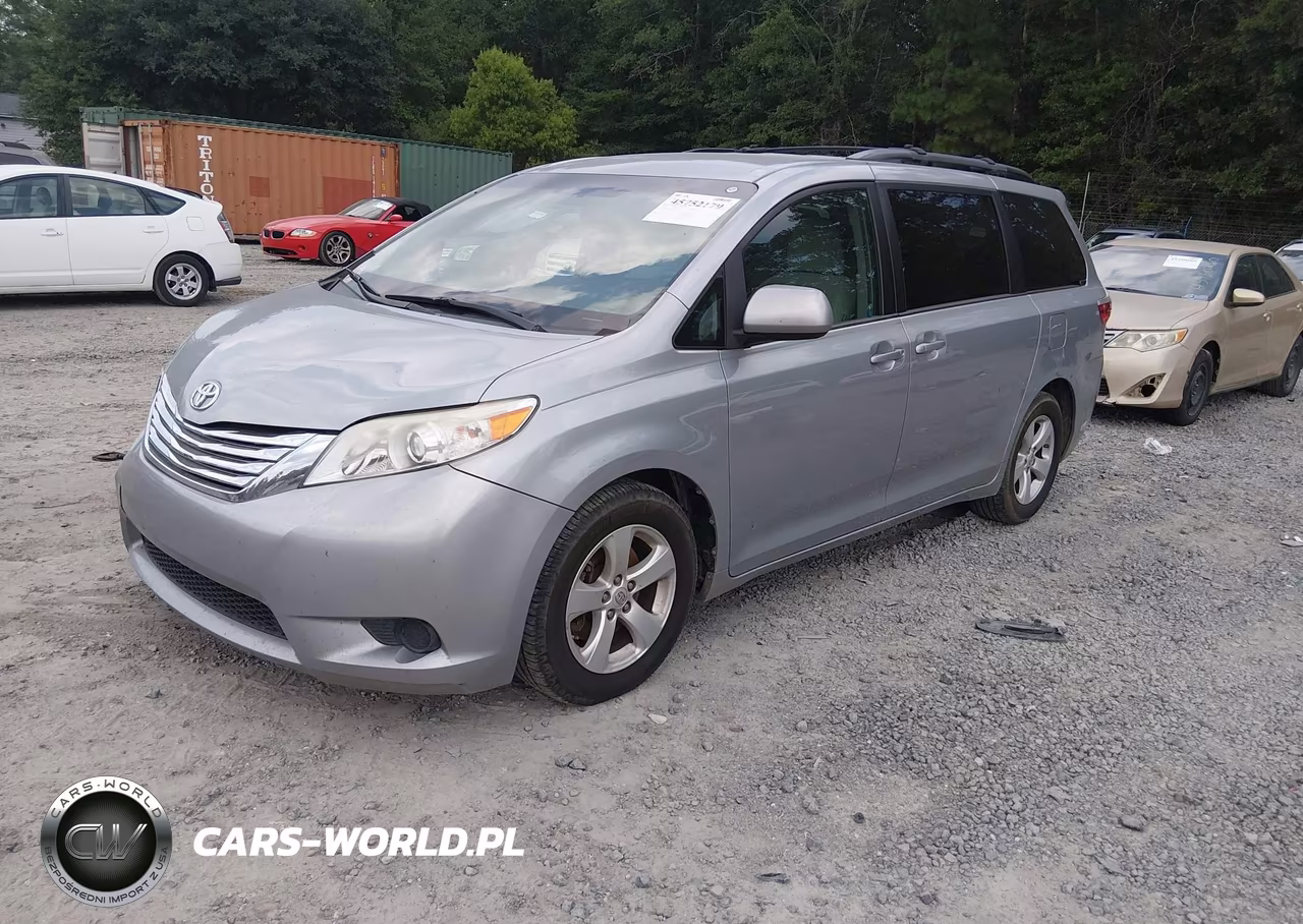 2015 Toyota Sienna Le 8 Passenger VIN:5TDKK3DC0FS629899 - 2