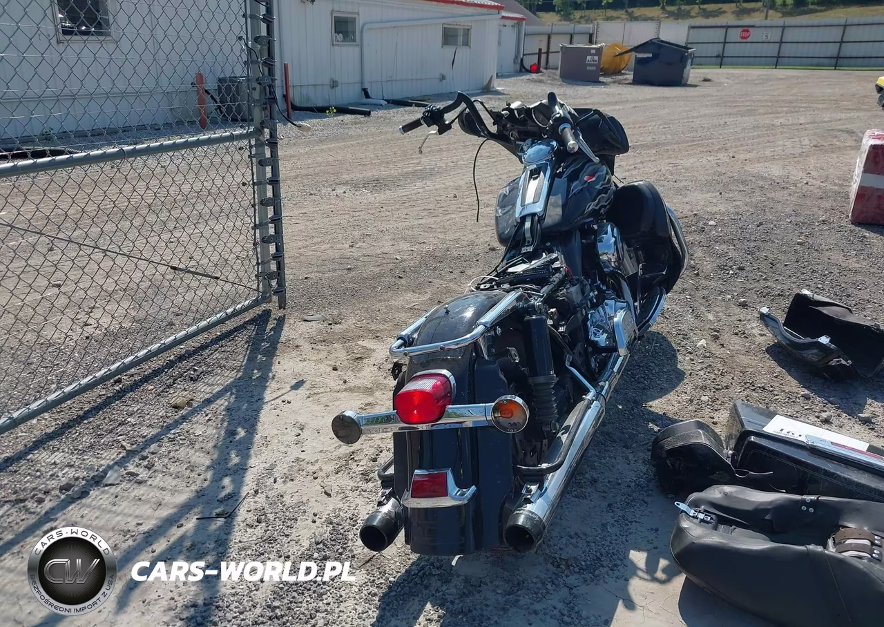 2008 Harley-Davidson Flhtcui VIN:1HD1FC4138Y603107 - 4
