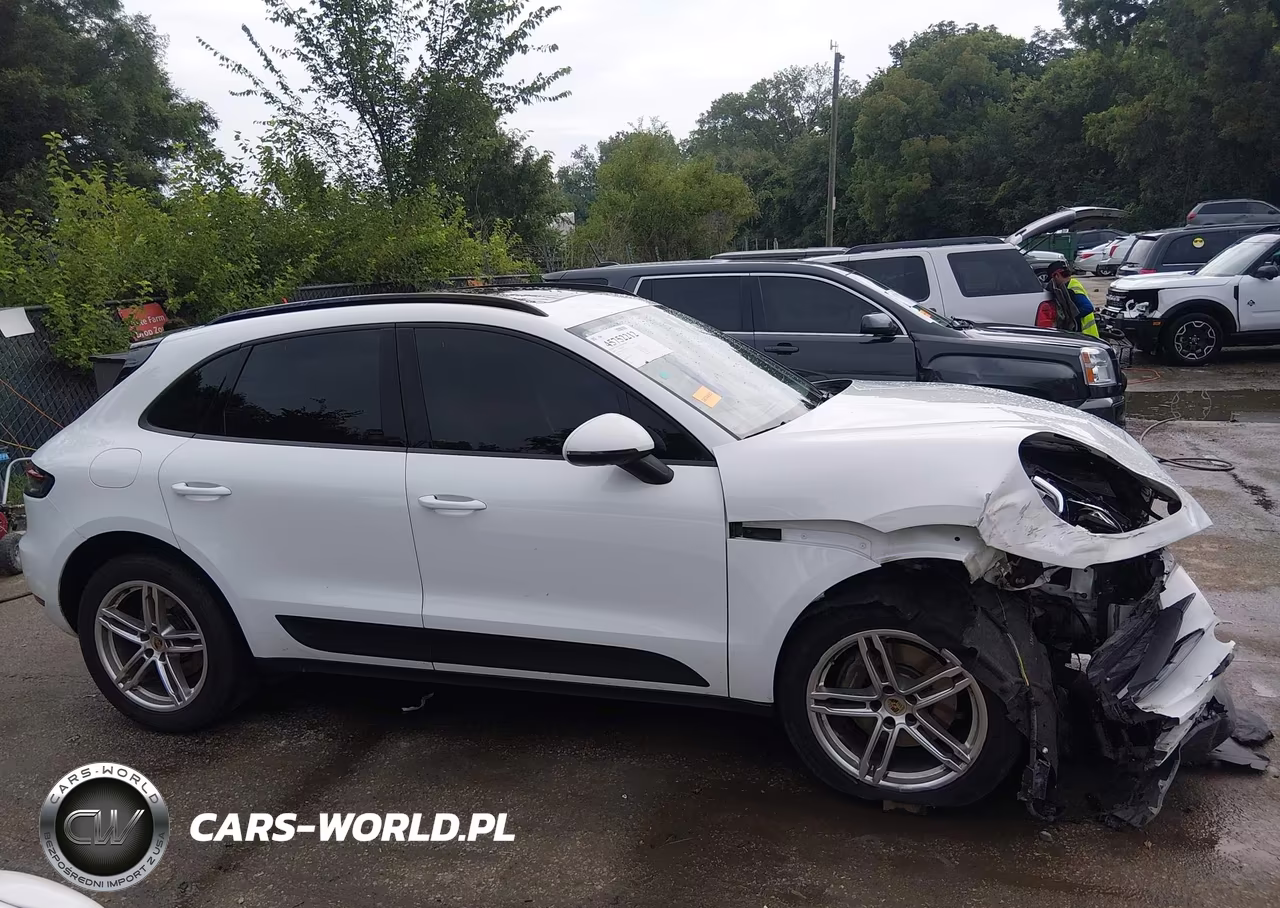 2020 Porsche Macan VIN:WP1AA2A5XLLB09722 - 13