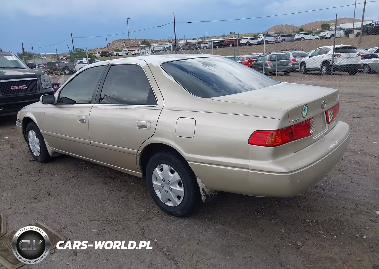 2000 Toyota Camry Ce VIN:4T1BG22K1YU706716 - 3