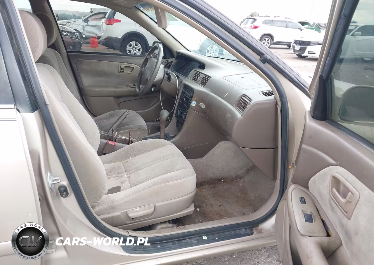 2000 Toyota Camry Ce VIN:4T1BG22K1YU706716 - 5