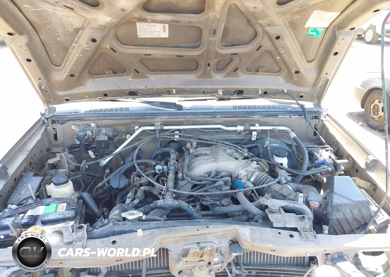 2001 Nissan Frontier Xe-V6 VIN:1N6ED27T81C373001 - 10