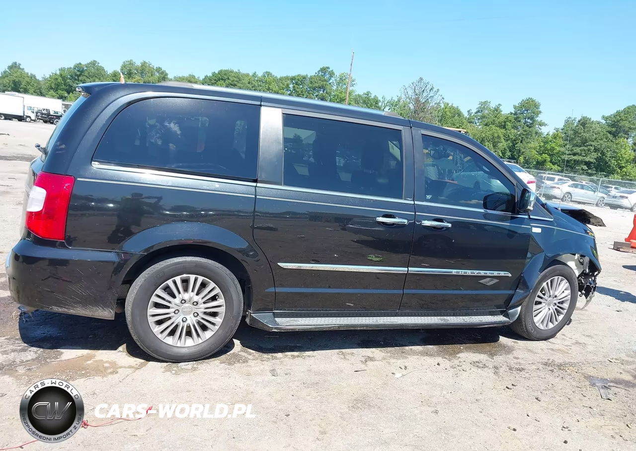2014 Chrysler Town & Country Touring-L 30Th Anniversary VIN:2C4RC1CG5ER300742 - 13