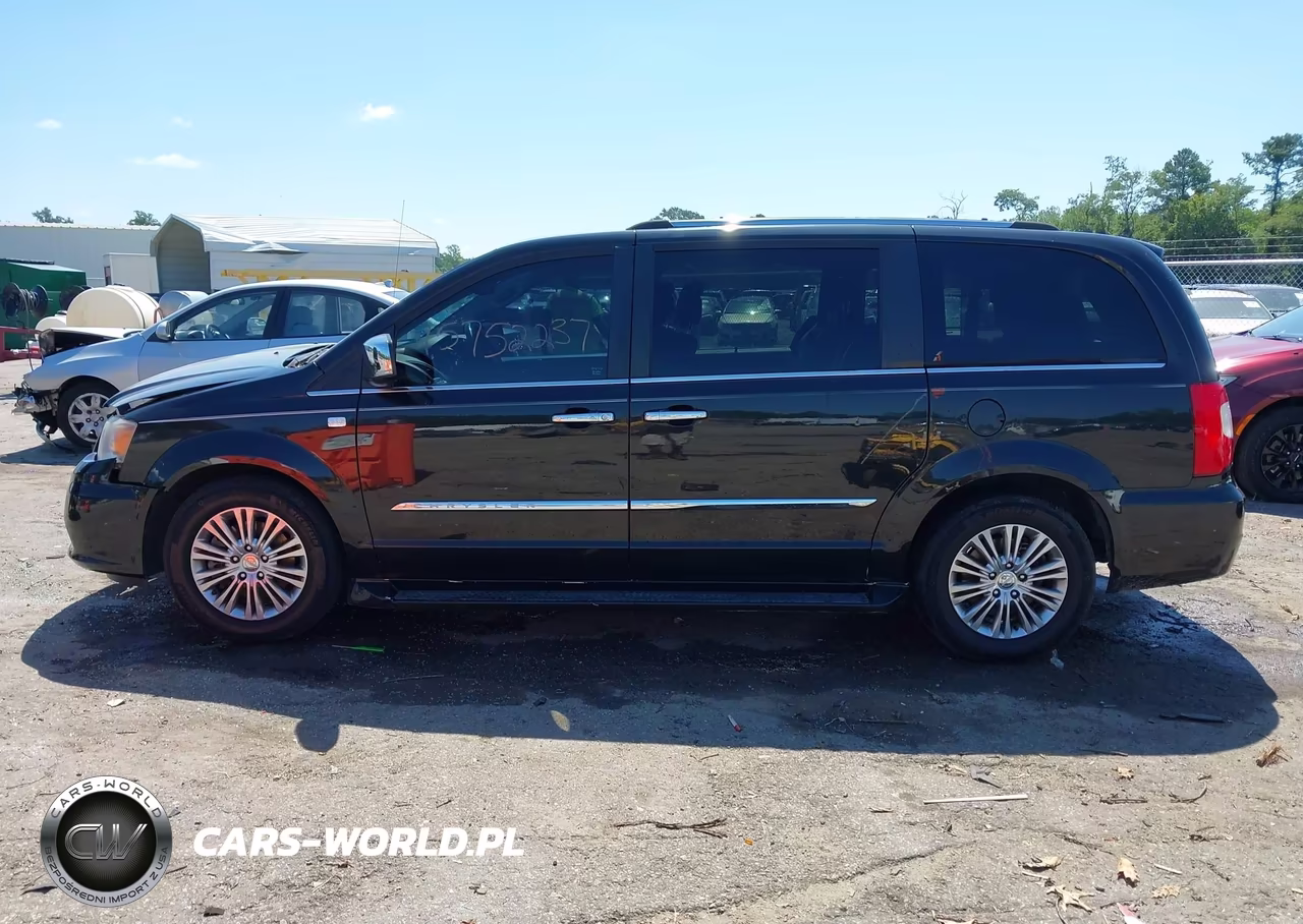 2014 Chrysler Town & Country Touring-L 30Th Anniversary VIN:2C4RC1CG5ER300742 - 14