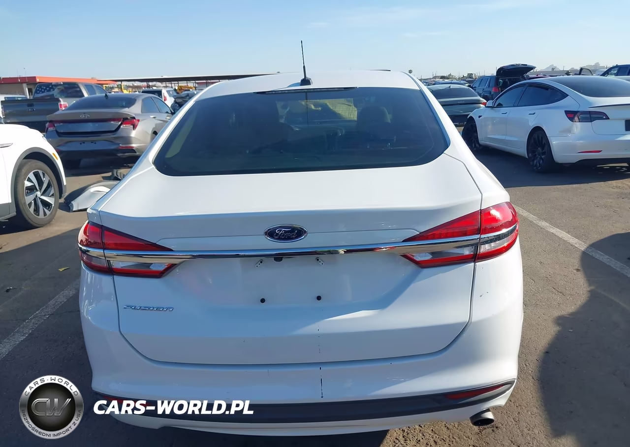 2017 Ford Fusion S VIN:3FA6P0G75HR180375 - 16