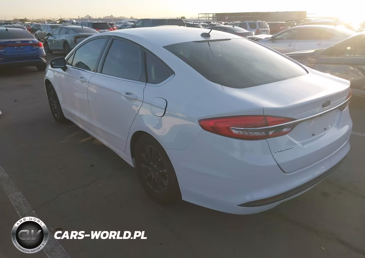 2017 Ford Fusion S VIN:3FA6P0G75HR180375 - 3