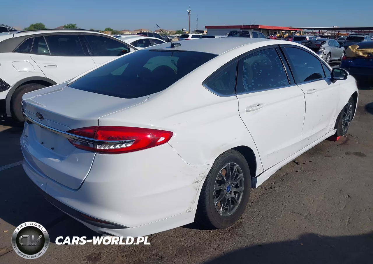 2017 Ford Fusion S VIN:3FA6P0G75HR180375 - 4