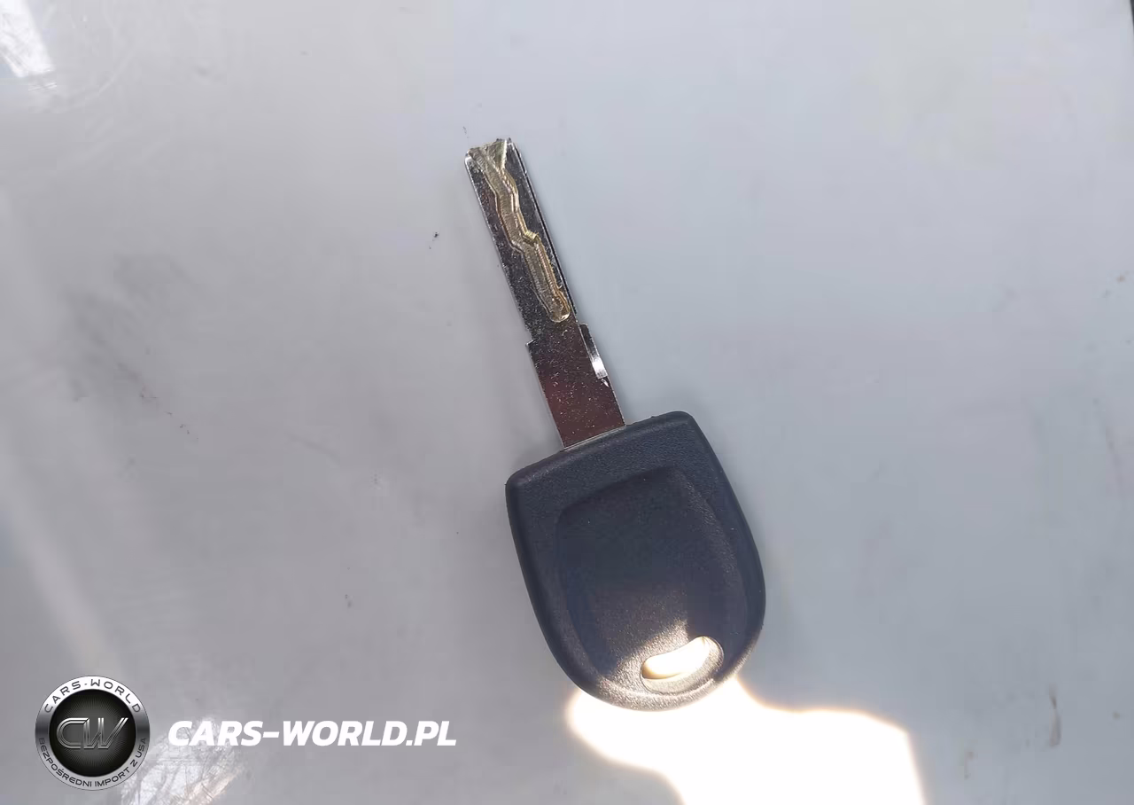 2013 Volkswagen Beetle 2.5L Entry VIN:3VWFP7AT6DM644934 - 11