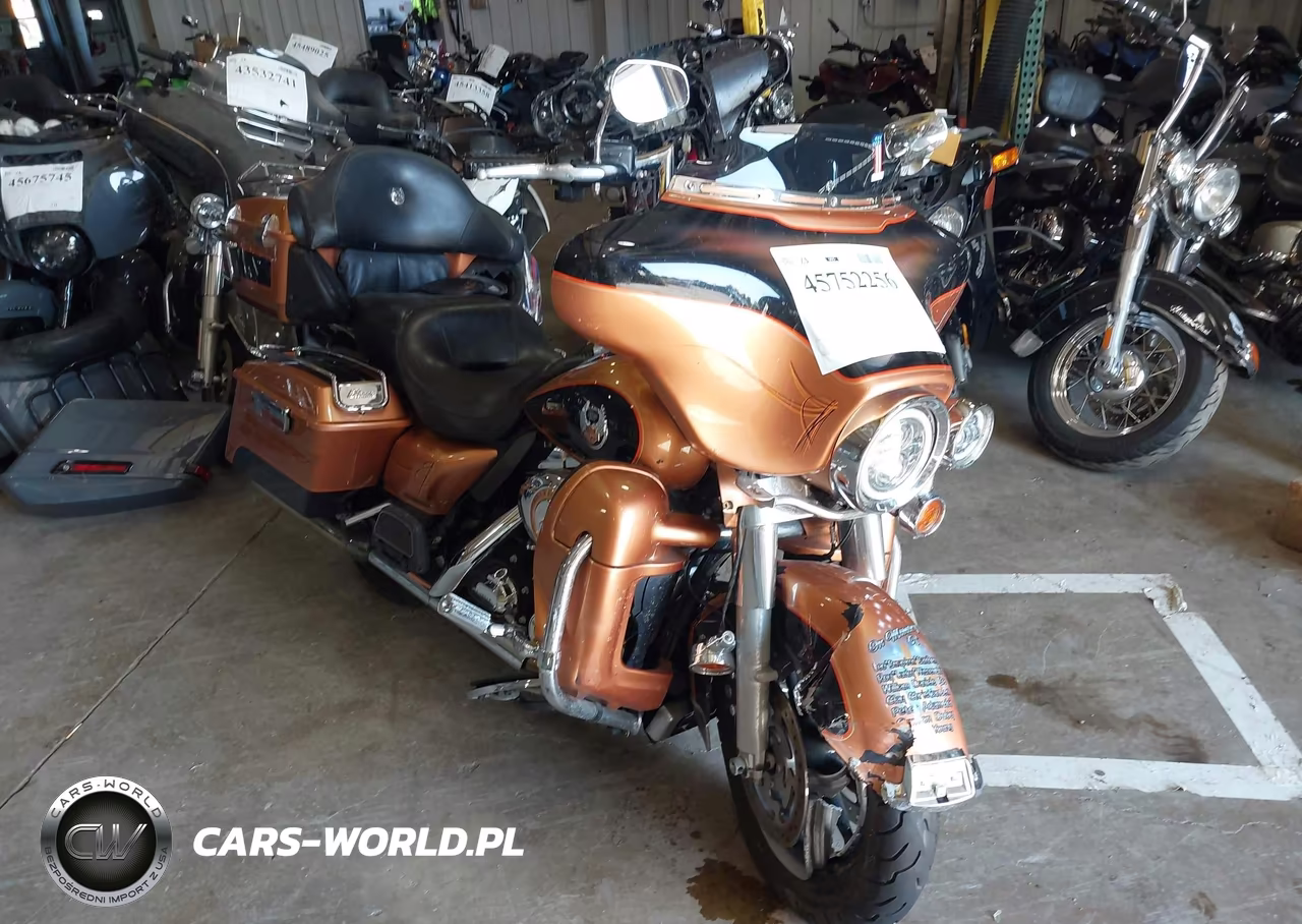 2008 Harley-Davidson Flhtcui 105Th Anniversary Edition – zdjęcie 1 z 12