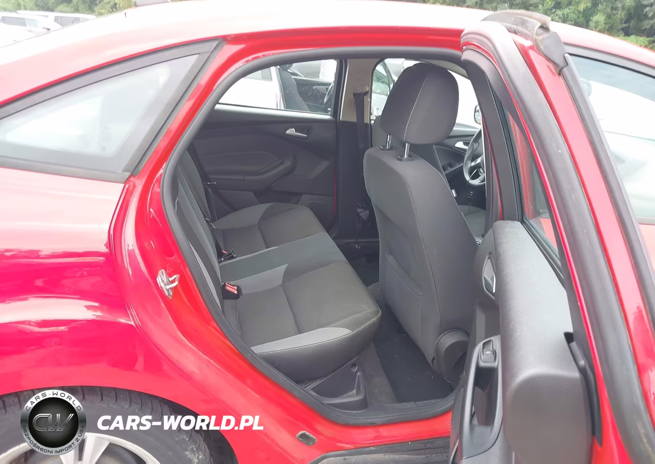 2013 Ford Focus Se VIN:1FADP3F24DL263870 - 8