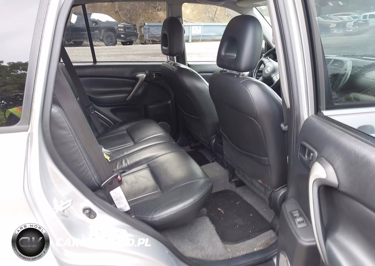 2005 Toyota Rav4 VIN:JTEHD20V656028156 - 8