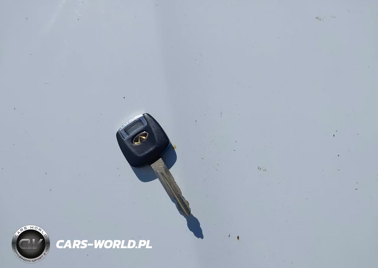 2000 Infiniti Qx4 VIN:JNRAR07Y1YW082724 - 11