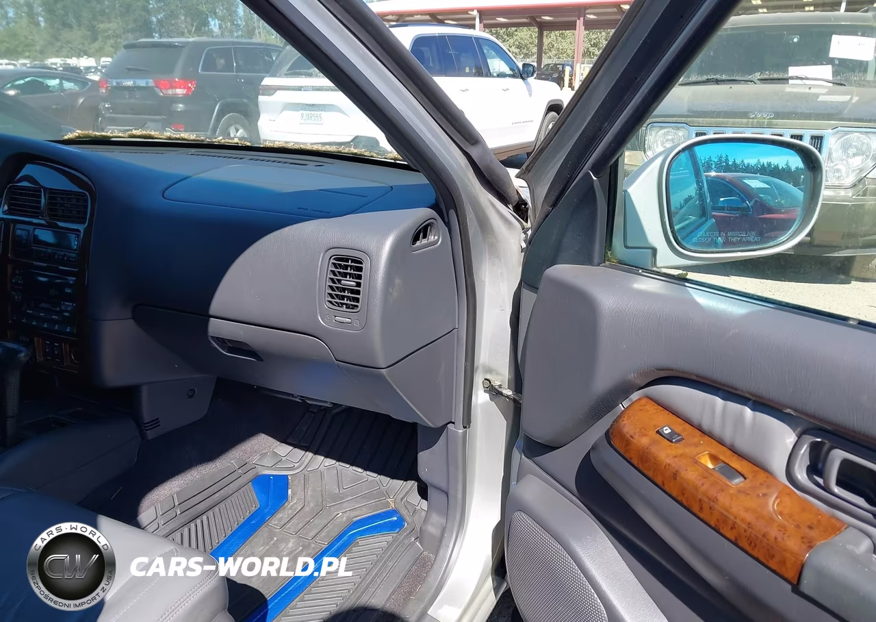 2000 Infiniti Qx4 VIN:JNRAR07Y1YW082724 - 5