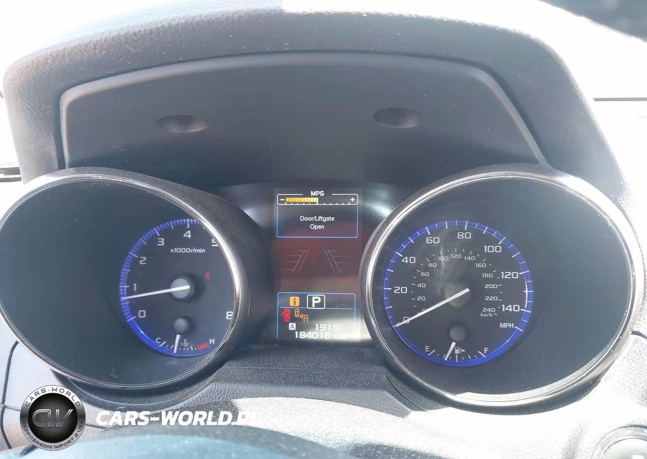 2017 Subaru Outback 2.5I Limited VIN:4S4BSANCXH3334750 - 7