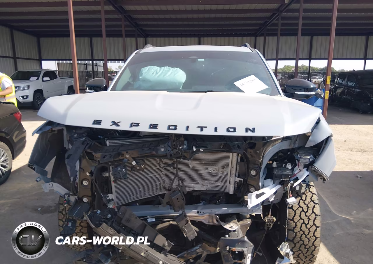 2026 Ford Expedition Tremor VIN:1FMJU1RG2TEA04312 - 12