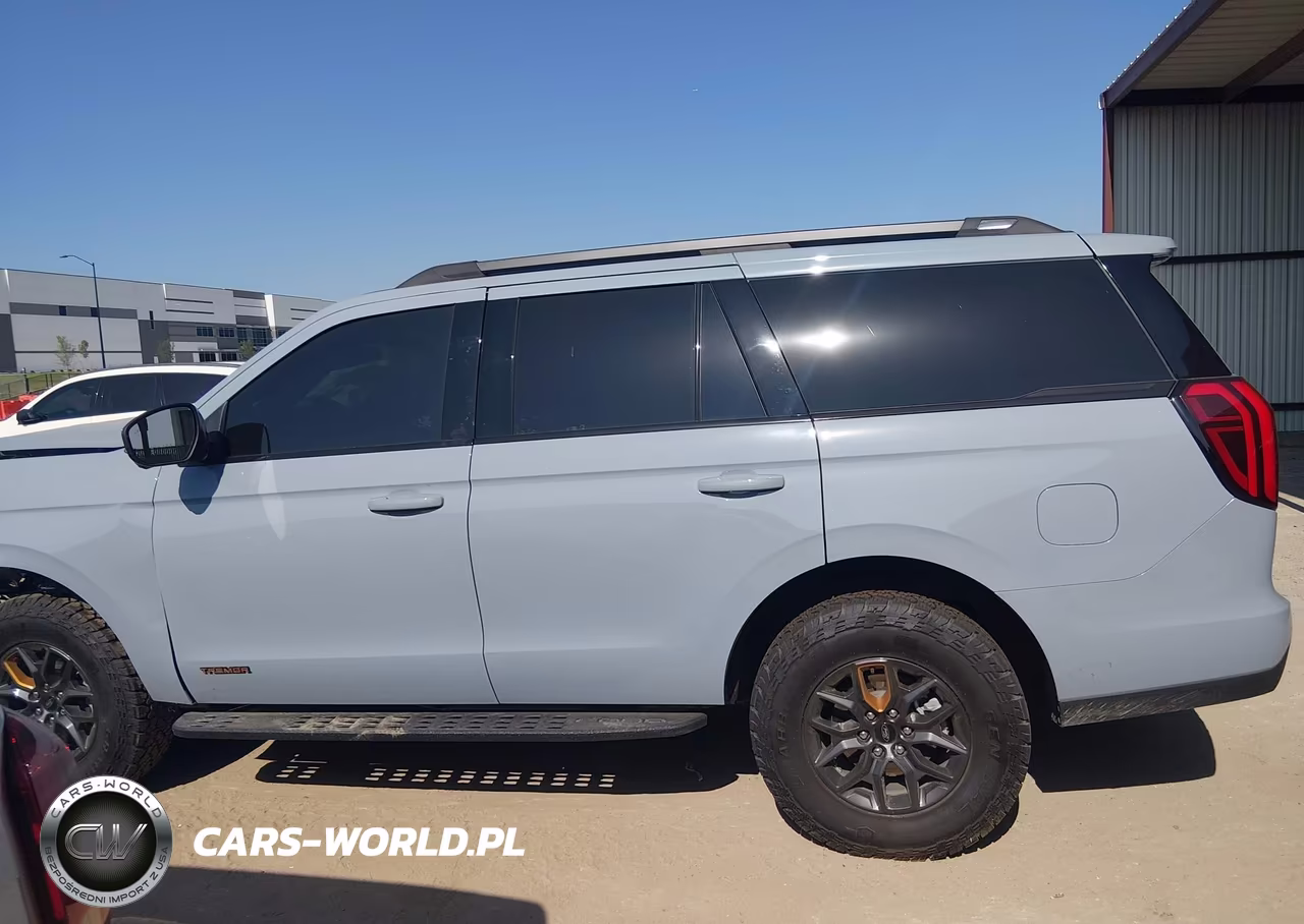 2026 Ford Expedition Tremor VIN:1FMJU1RG2TEA04312 - 14