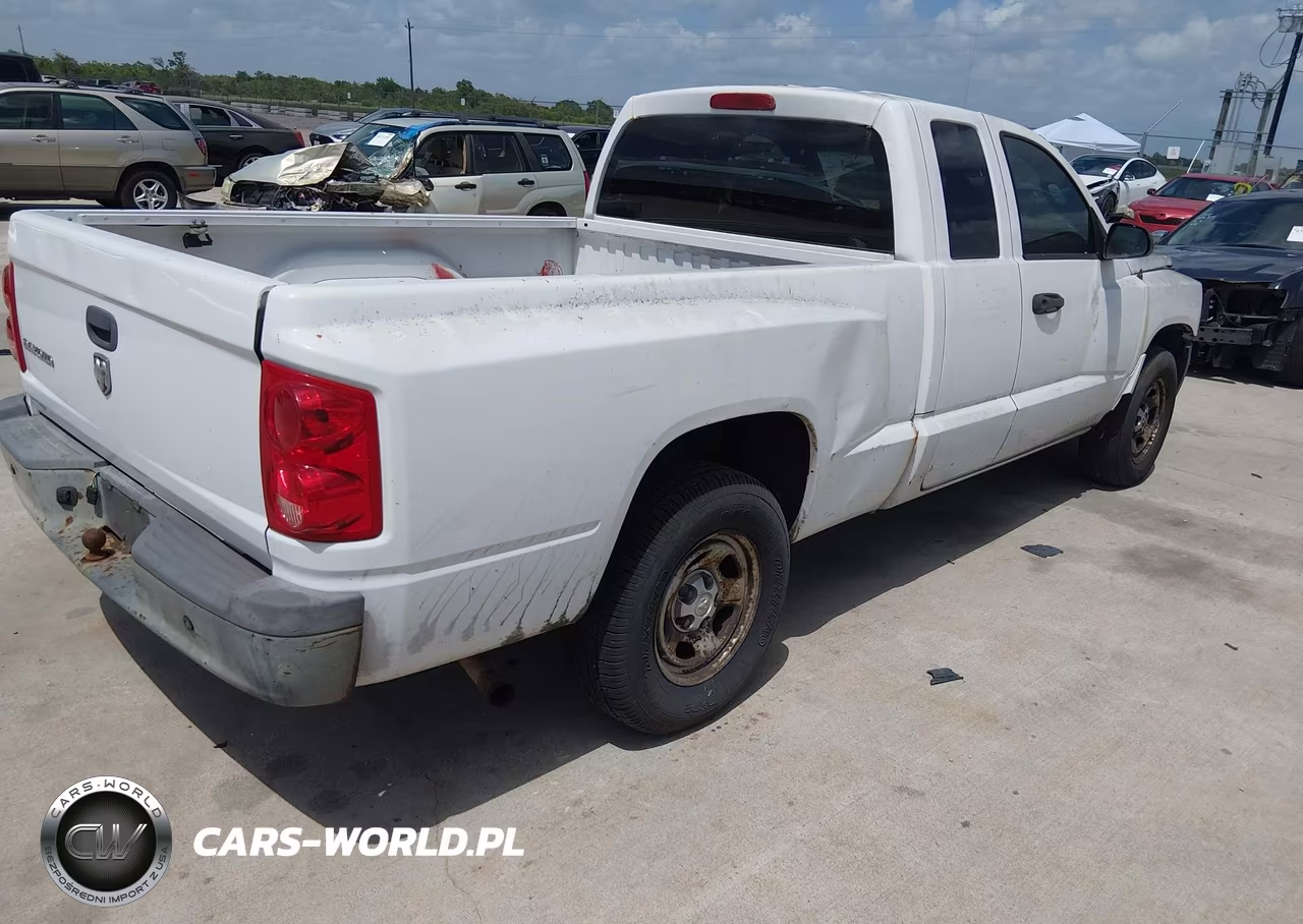 2008 Dodge Dakota St VIN:1D7HE22K28S598077 - 4