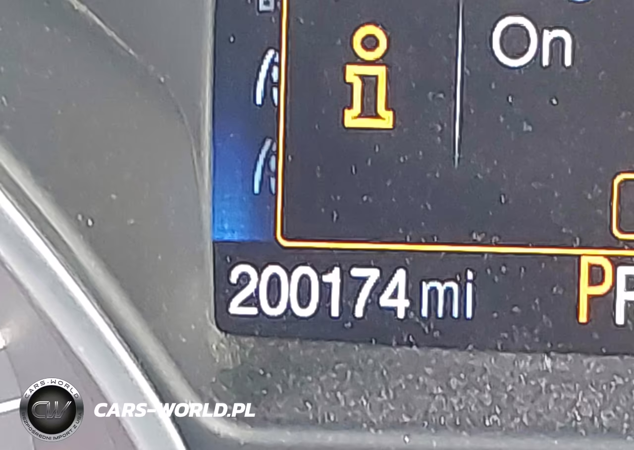 2017 Ford Escape Se VIN:1FMCU9GD4HUC51747 - 16