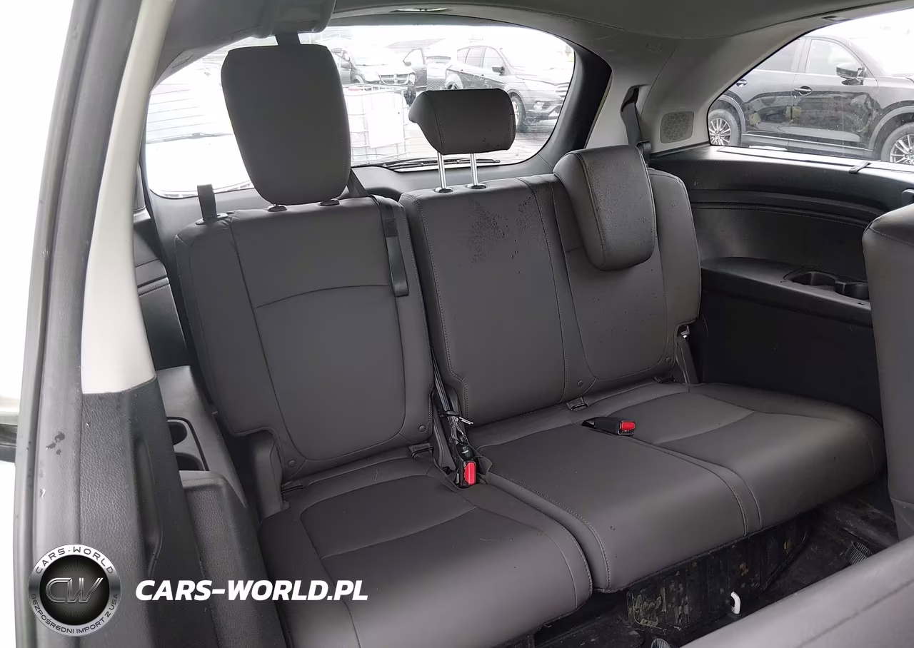 2019 Honda Odyssey Elite VIN:5FNRL6H9XKB120865 - 17