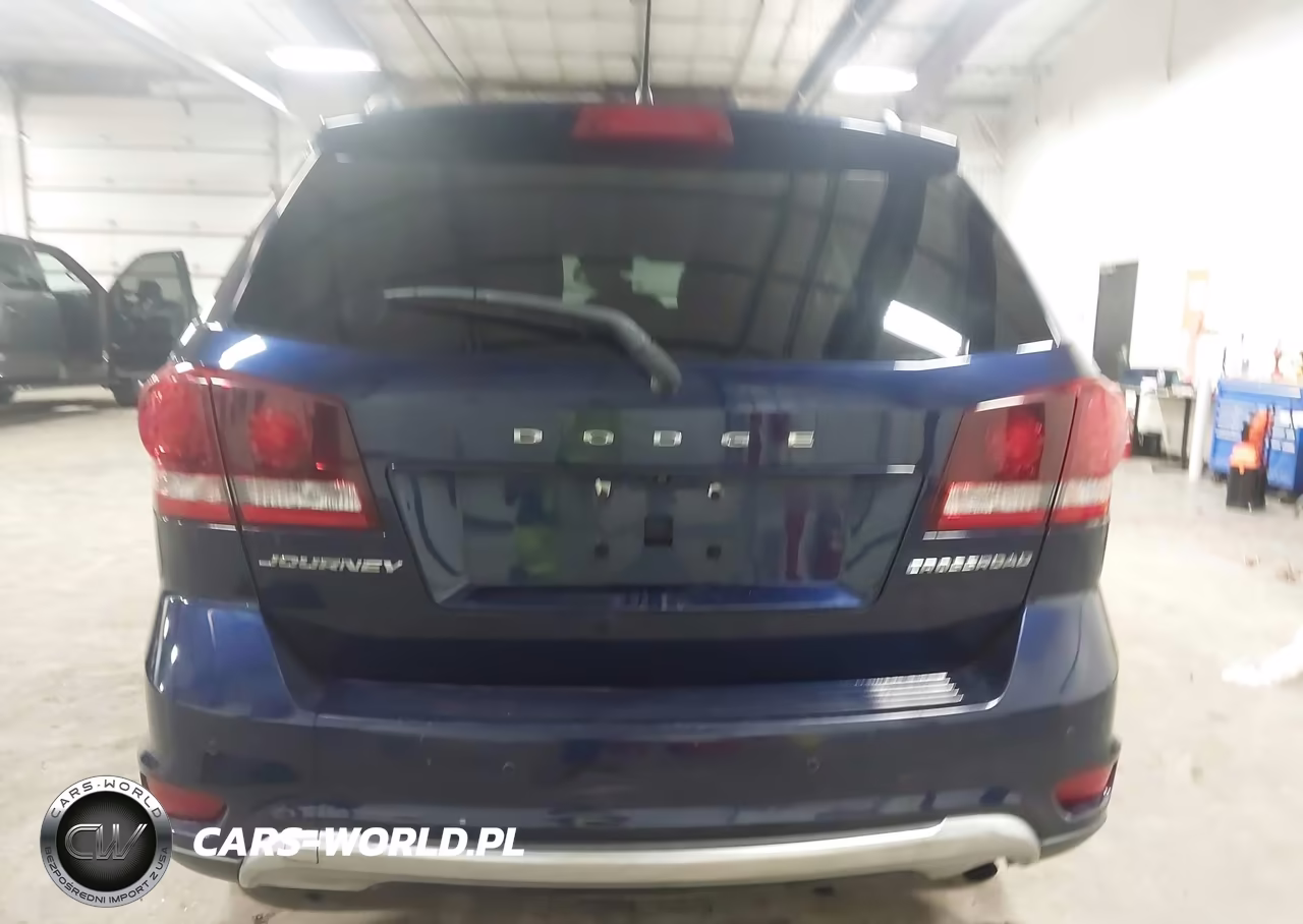 2017 Dodge Journey Crossroad Plus VIN:3C4PDCGB7HT603618 - 16