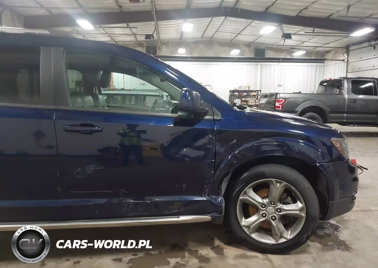 2017 Dodge Journey Crossroad Plus VIN:3C4PDCGB7HT603618 - 6