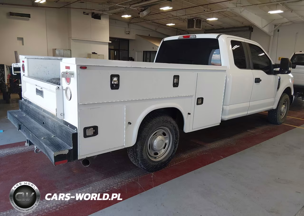 2017 Ford F-250 Xl VIN:1FD7X2A68HEE29034 - 4