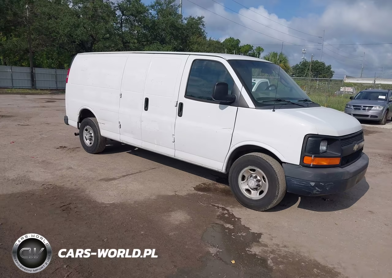 2017 Chevrolet Express 2500 Work Van