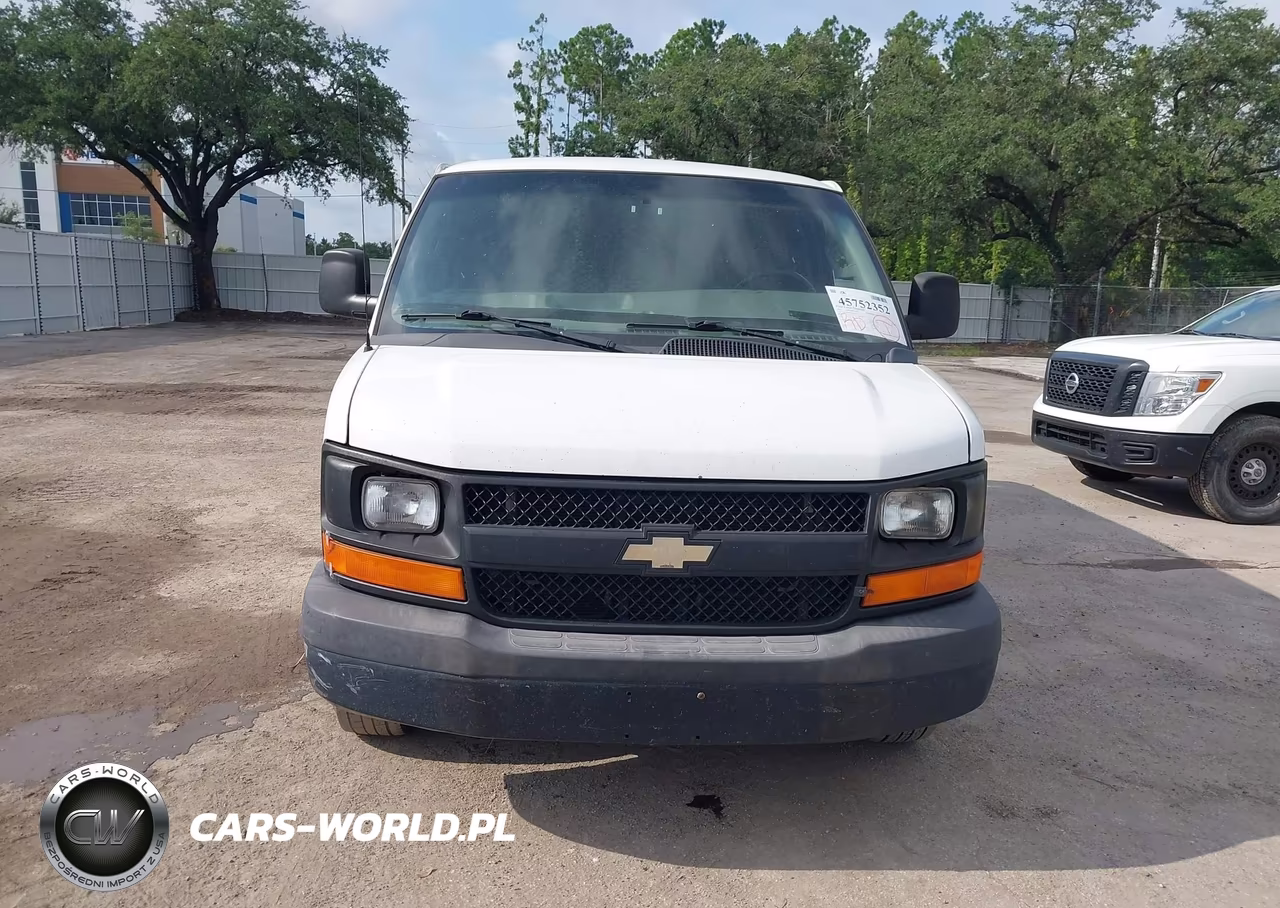 2017 Chevrolet Express 2500 Work Van VIN:1GCWGBFF0H1217650 - 12