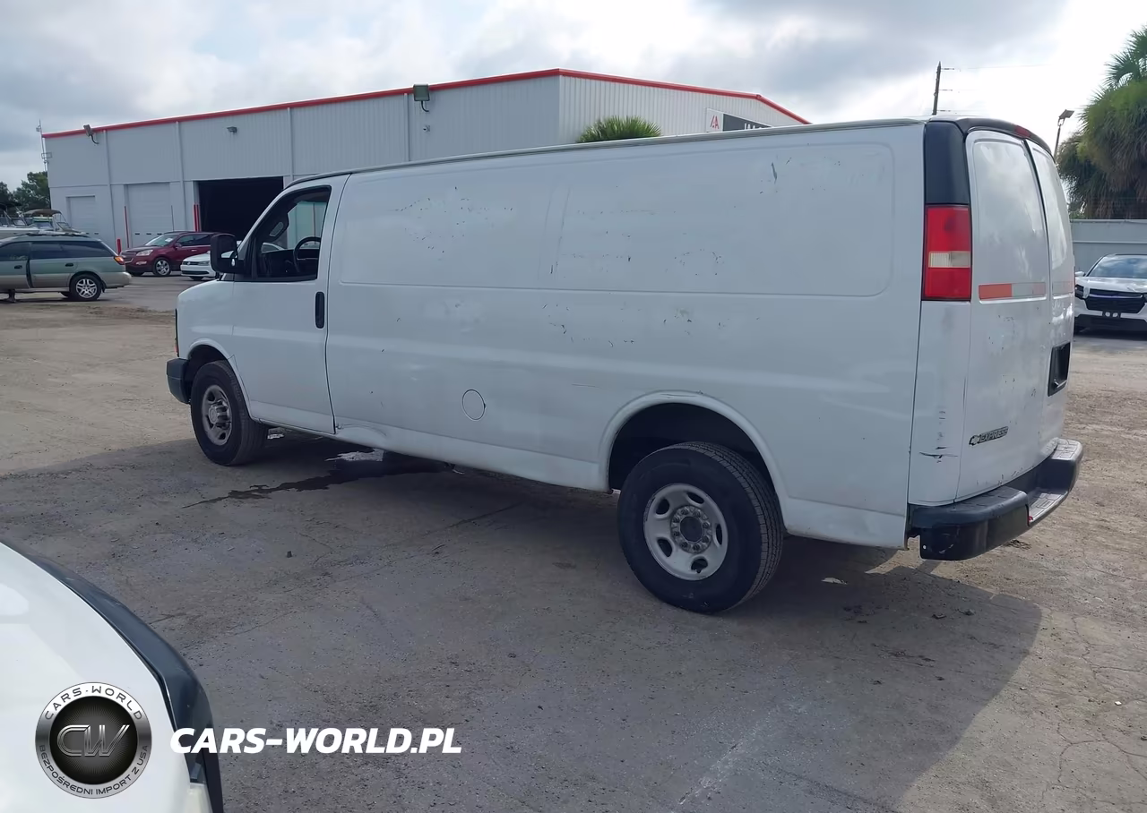 2017 Chevrolet Express 2500 Work Van VIN:1GCWGBFF0H1217650 - 3