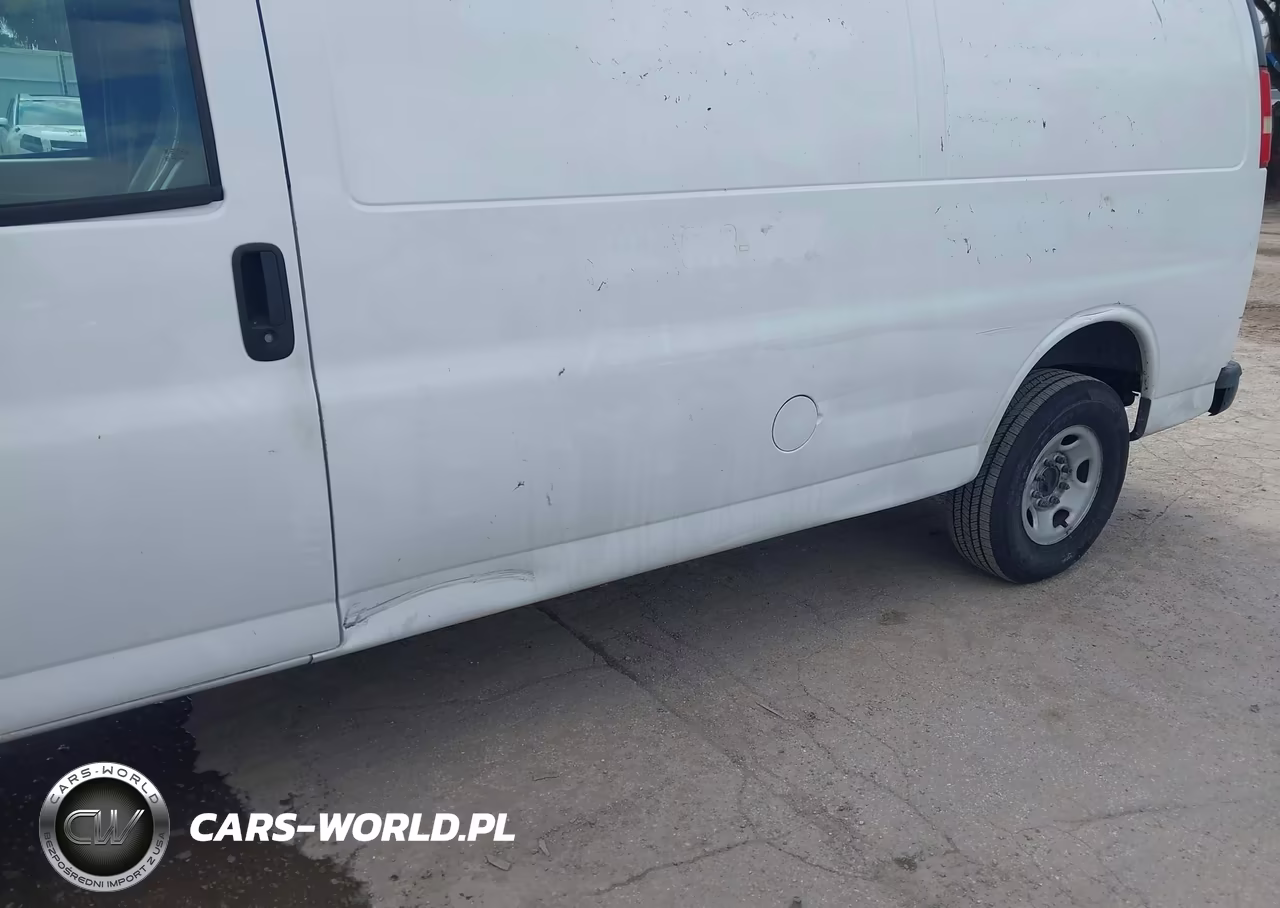 2017 Chevrolet Express 2500 Work Van VIN:1GCWGBFF0H1217650 - 6