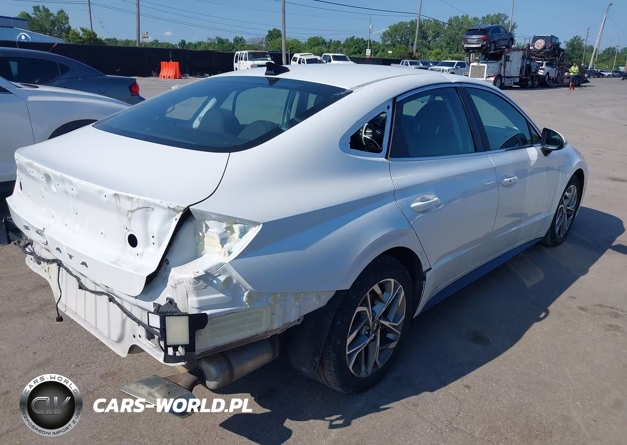 2021 Hyundai Sonata Sel VIN:5NPEL4JA3MH080320 - 4