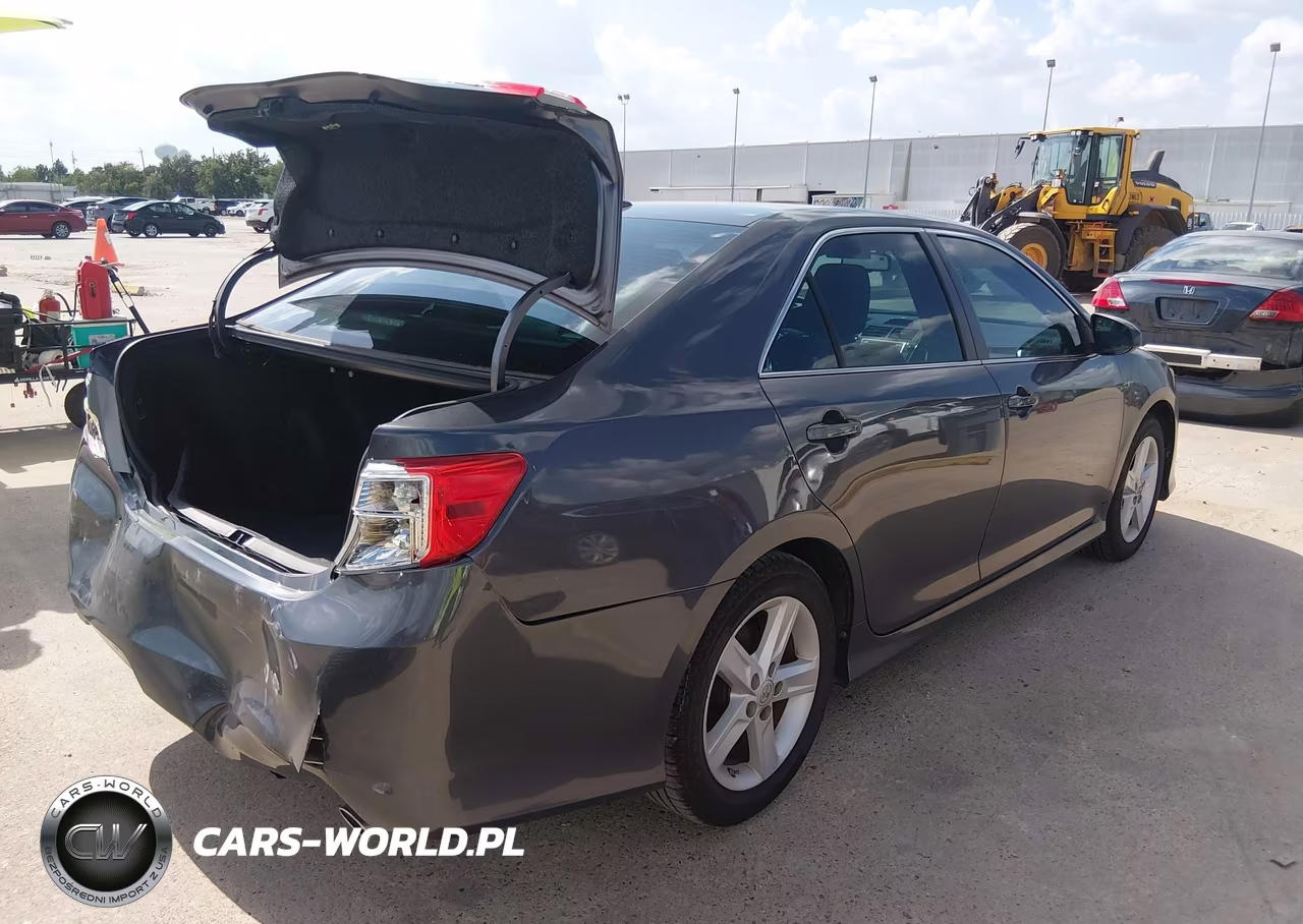 2013 Toyota Camry Se VIN:4T1BF1FK8DU287426 - 4
