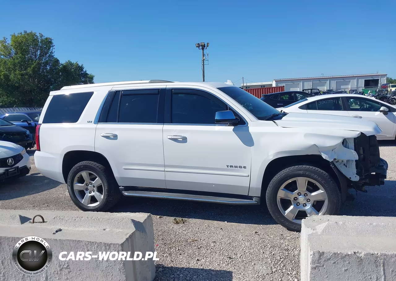 2015 Chevrolet Tahoe Ltz VIN:1GNSKCKC5FR652264 - 13