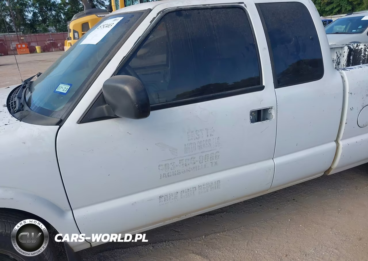 2003 Chevrolet S-10 VIN:1GCCS19XX38178355 - 6