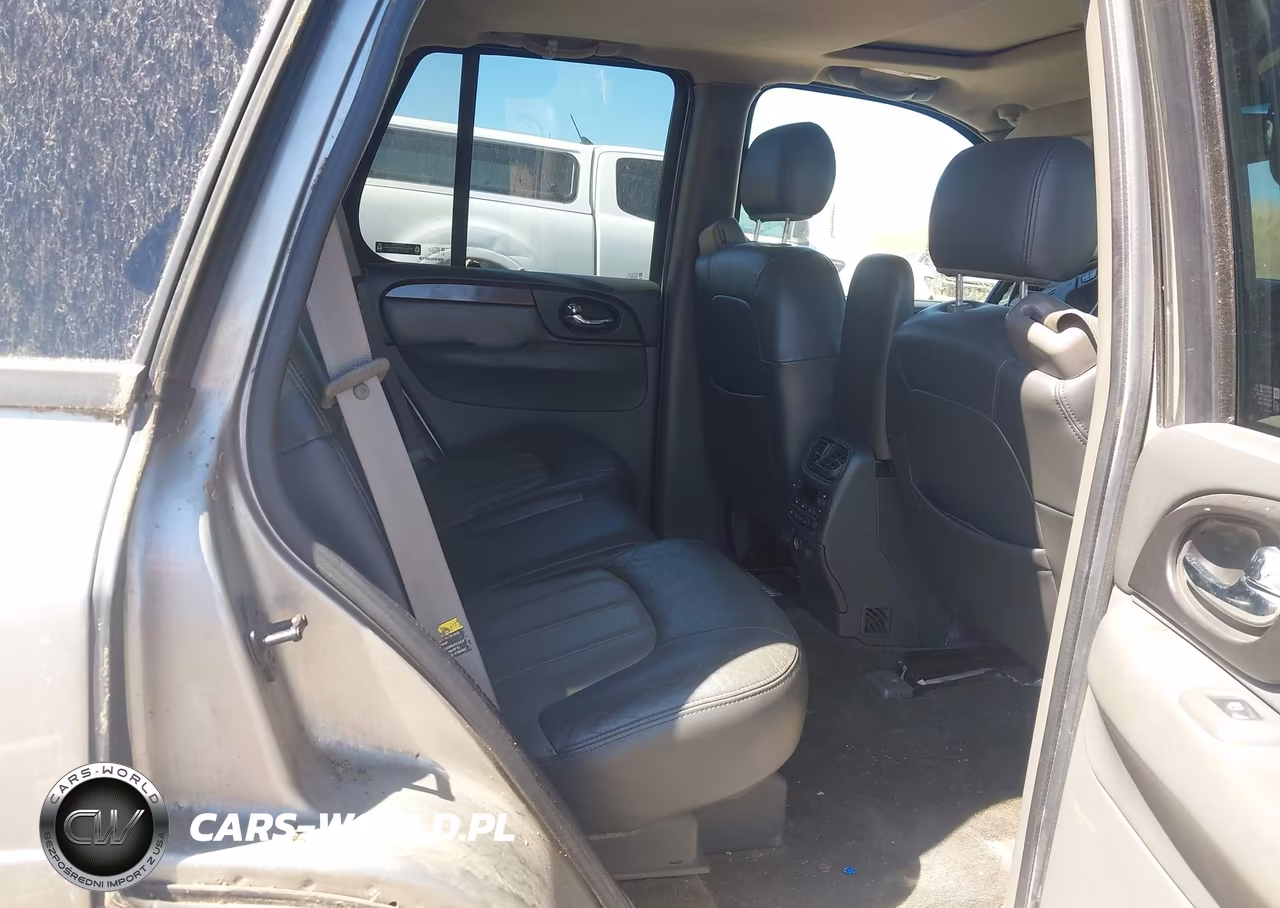 2002 GMC Envoy VIN:1GKDT13S522378757 - 8