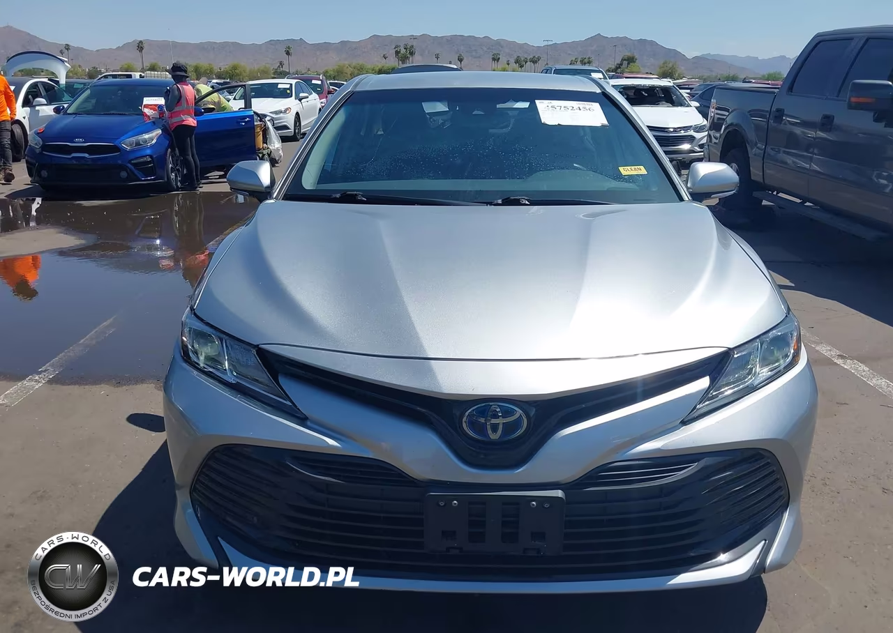 2020 Toyota Camry Le Hybrid VIN:4T1L31AK0LU530942 - 12