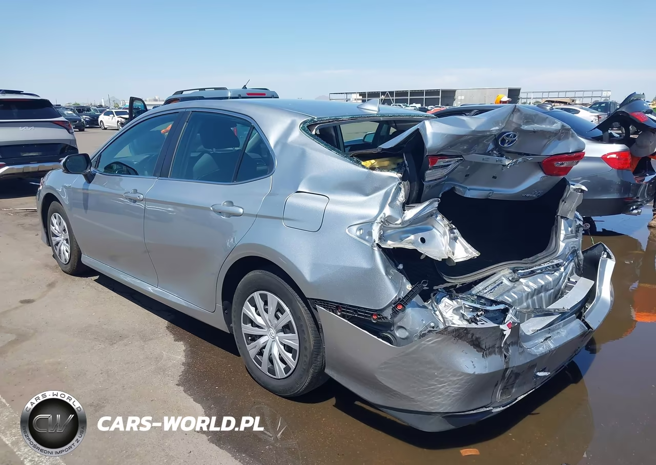 2020 Toyota Camry Le Hybrid VIN:4T1L31AK0LU530942 - 3